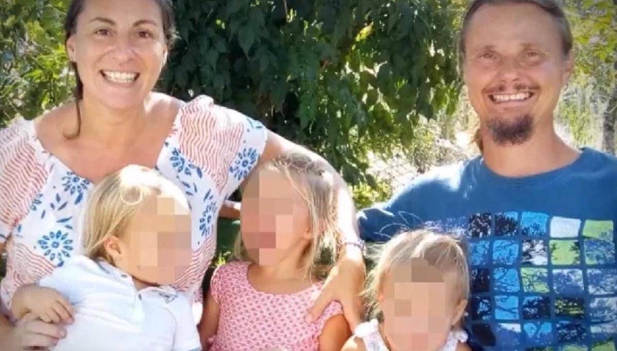 https://www.quotidianodelsud.it/wp-content/uploads/2026/10/famiglianelbosco-fi-1.jpeg