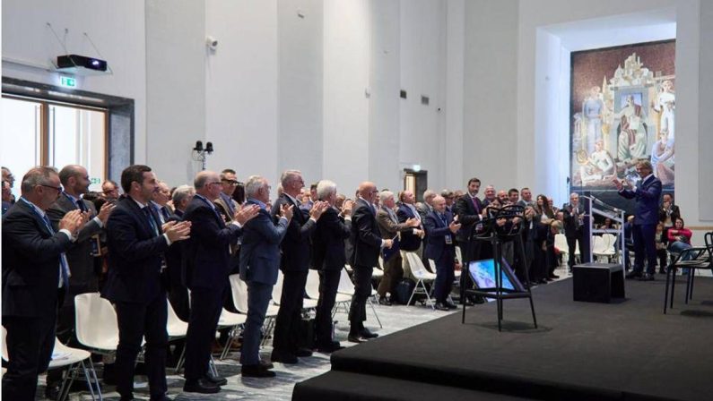 FederlegnoArredo lancia sfida export: “Mettere imprese in condizioni di raggiungere mercati”