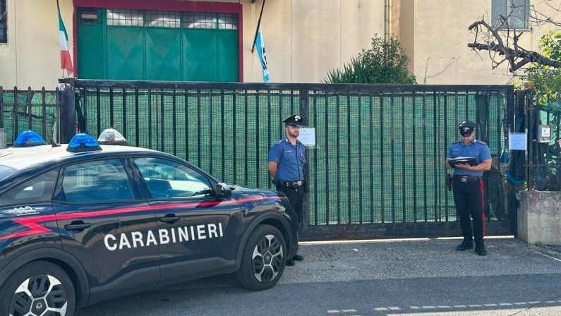 Precipita dal tetto di un capannone a Fiano Romano, morto operaio