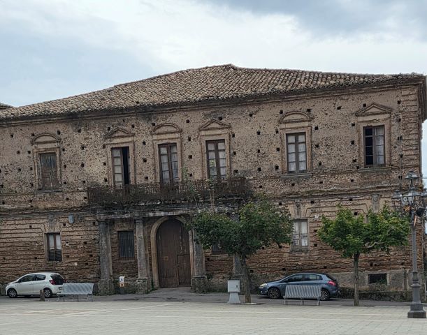 Palazzo Serrao acquisito, a titolo gratuito, dal Comune di Filadelfia