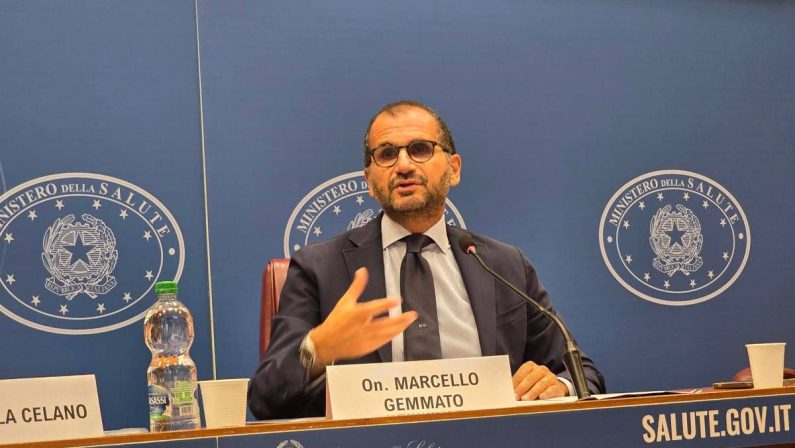 Malattie reumatologiche, Gemmato: “Diagnosi precoce e più equità per presa in carico pazienti”