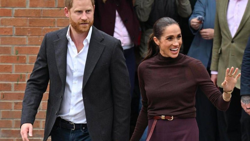 Harry vuole far pace con la Famiglia Reale: “Ma ci sono alcune persone che non vogliono”