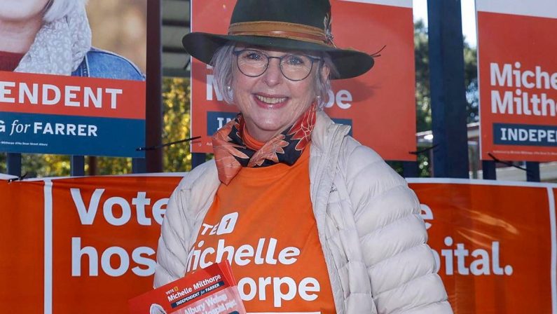 Australia, deputata ferita gravemente in un attacco fuori dall’ufficio elettorale: sospetto arrestato