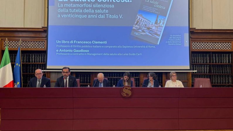 A 25 anni dalla riforma del Titolo V della Costituzione, presentato in Senato il libro ‘La salute contesa’