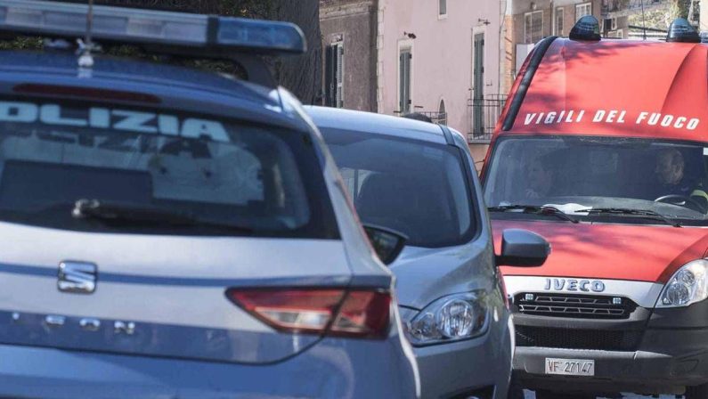Scontro tra auto a Sassari: morta una donna di 53 anni e un ferito grave, cosa è successo