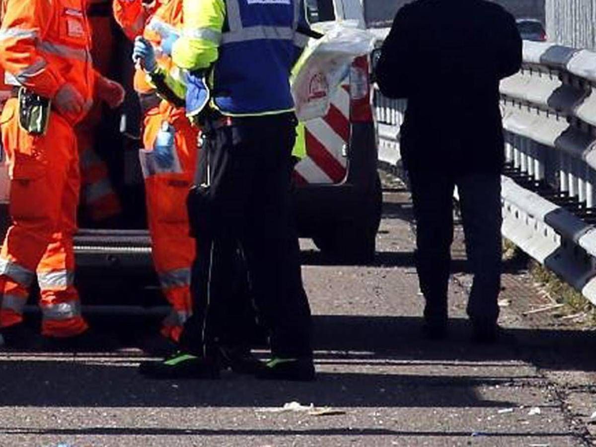 https://www.quotidianodelsud.it/wp-content/uploads/2026/10/incidente-tra-tir-e-bus-scolastico-in-autostrada.jpeg
