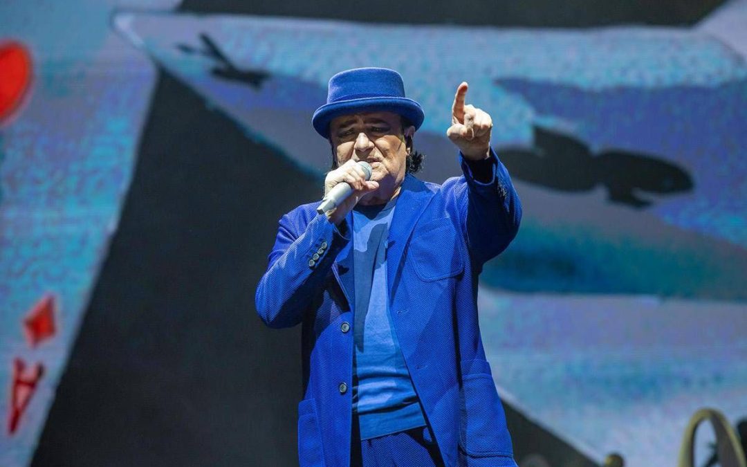 Renato Zero compie gli anni, l’annuncio di un nuovo progetto: “Mi sono regalato un’altra perla”