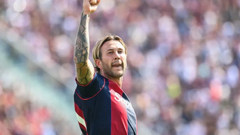 Il Bologna sbanca Cagliari 2-0, in gol Casale e Bernardeschi