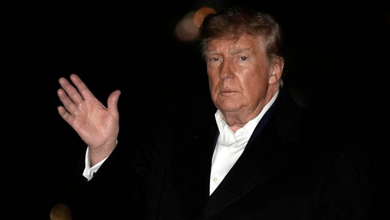 Guerra in Iran, Cnn: “Usa pronti a mega attacchi entro 96 ore da ordine Trump”