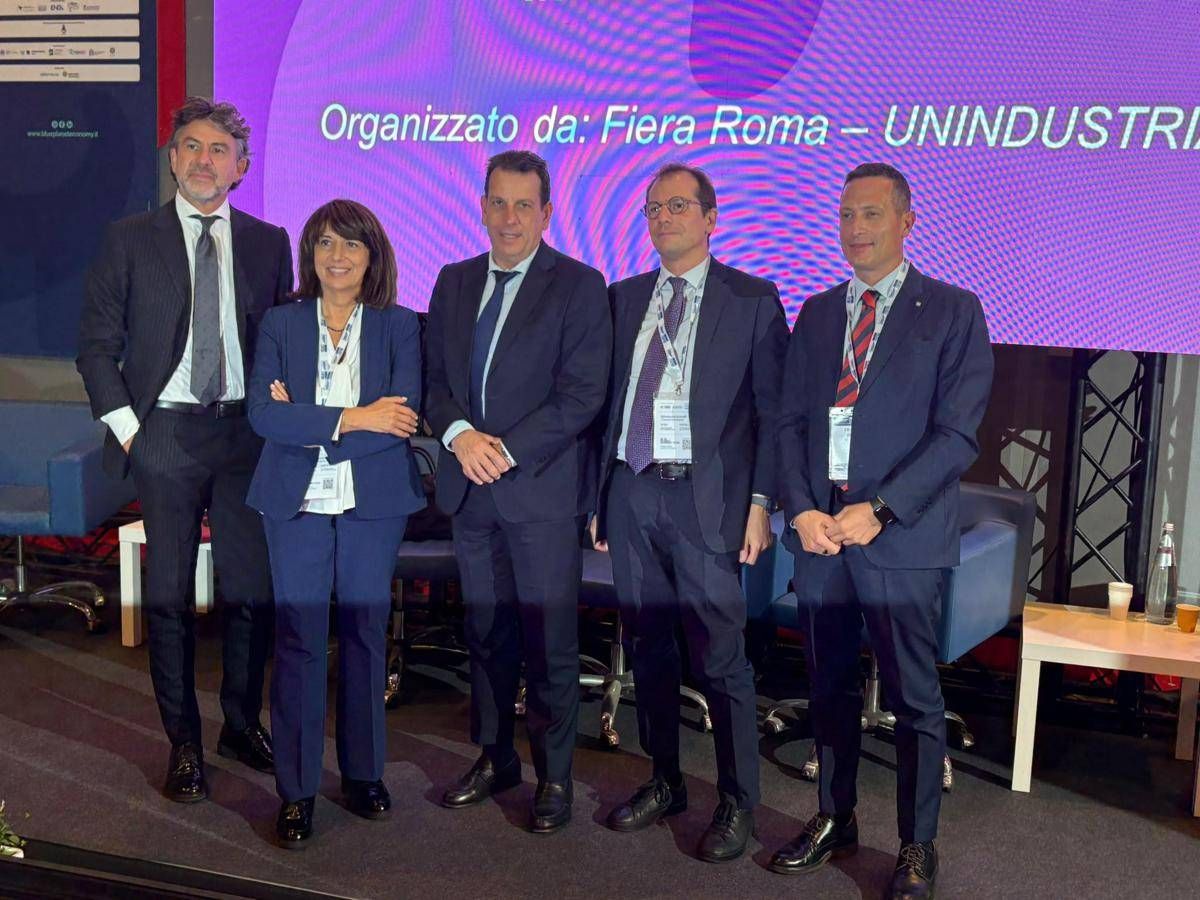 https://www.quotidianodelsud.it/wp-content/uploads/2026/10/latrofa-gruppo.jpeg