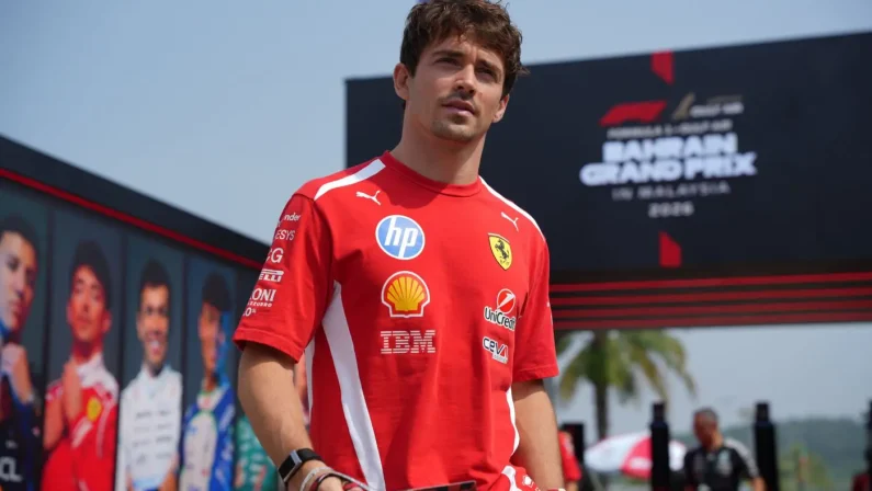 GP Bahrain, Leclerc “Sostegno verso Vasseur sempre chiaro, voci assurde”. Hamilton “Percorso graduale, abbiamo gettato le basi”