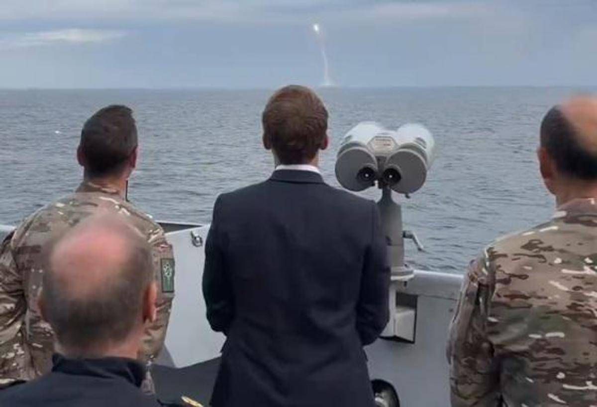 https://www.quotidianodelsud.it/wp-content/uploads/2026/10/macron-missile-fi.jpeg