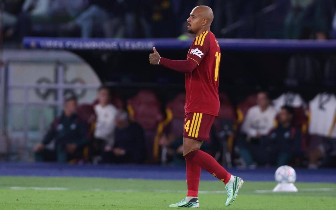 Malen non perdona: il Var conferma la doppietta, Roma sul 3-1