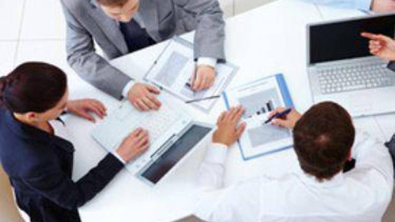 Imprese, Manageritalia: il lavoro in azienda è ripartito con il pensiero alle guerre e all’Ai