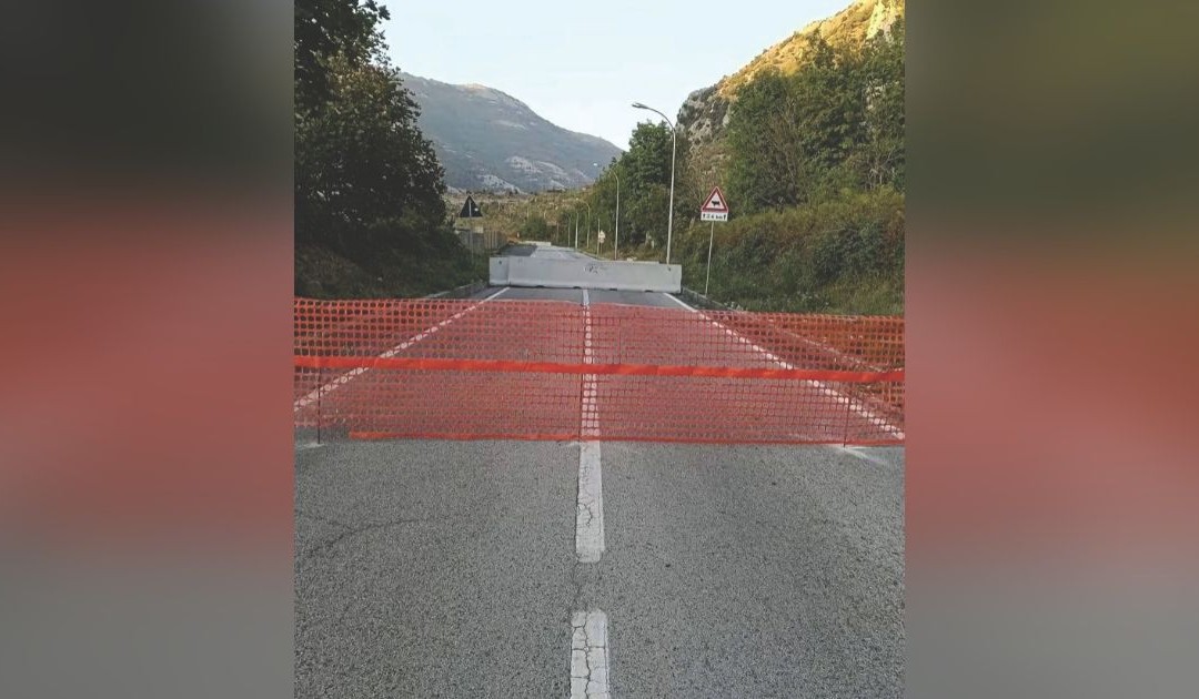 Lo sbarramento sulla Provinciale 3