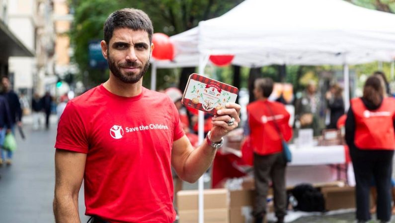 Minori: Marco Rossetti di ‘Doc’ in piazza con Save the Children per il weekend dei BisBuoni﻿