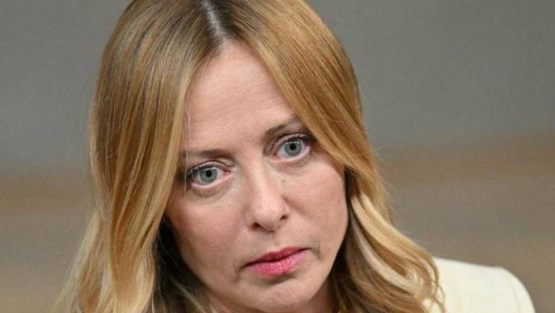 Ue, Meloni: “Non può rispondere a sfide industria aggiungendo costi”