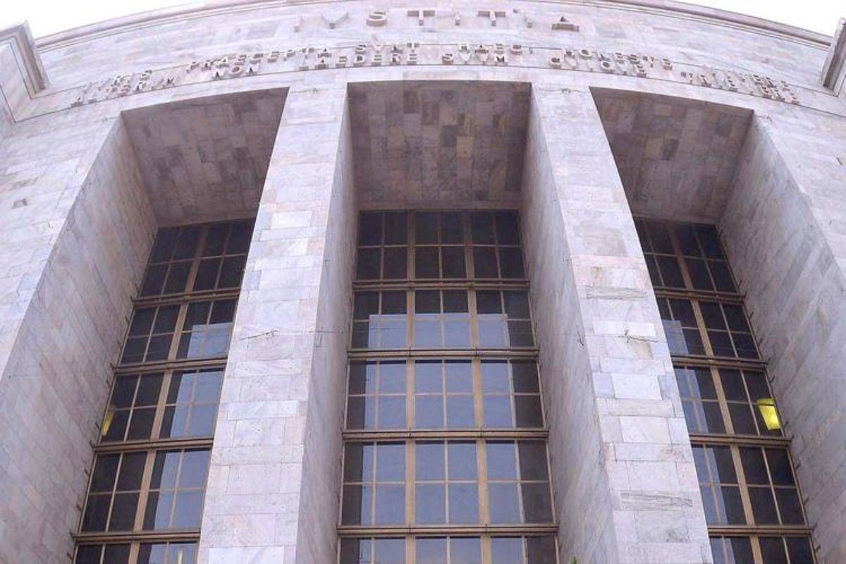 https://www.quotidianodelsud.it/wp-content/uploads/2026/10/milano-tribunale-fg-ipa.jpeg