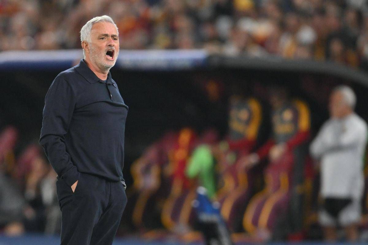 https://www.quotidianodelsud.it/wp-content/uploads/2026/10/mourinho.jpeg