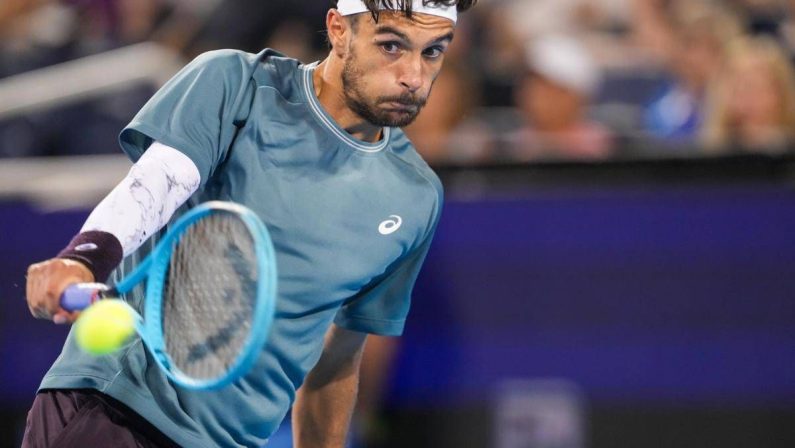 Musetti vince derby con Arnaldi e vola al secondo turno del torneo Atp di Lione