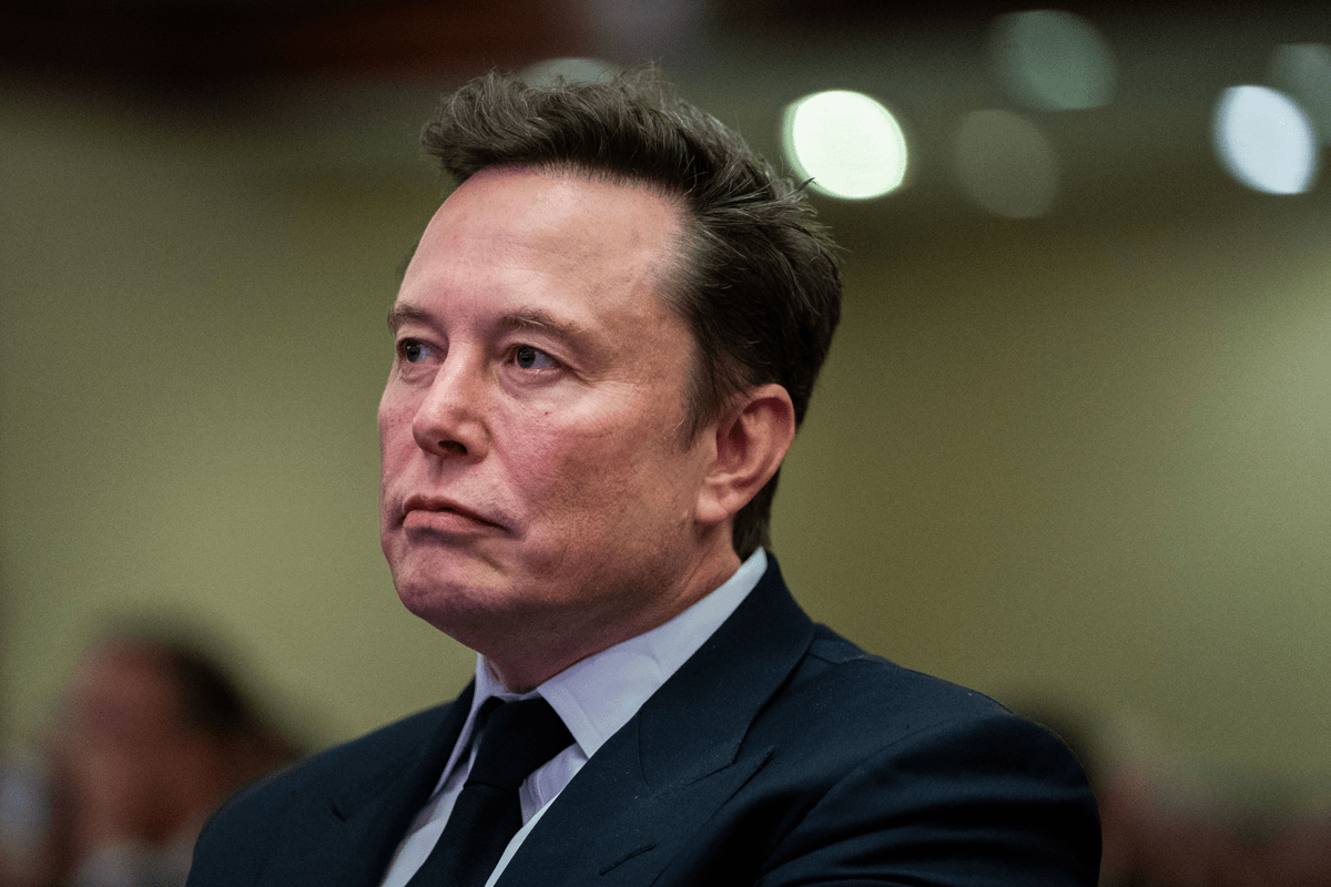 https://www.quotidianodelsud.it/wp-content/uploads/2026/10/musk-elon-guarda-ipa-ftg-1.png