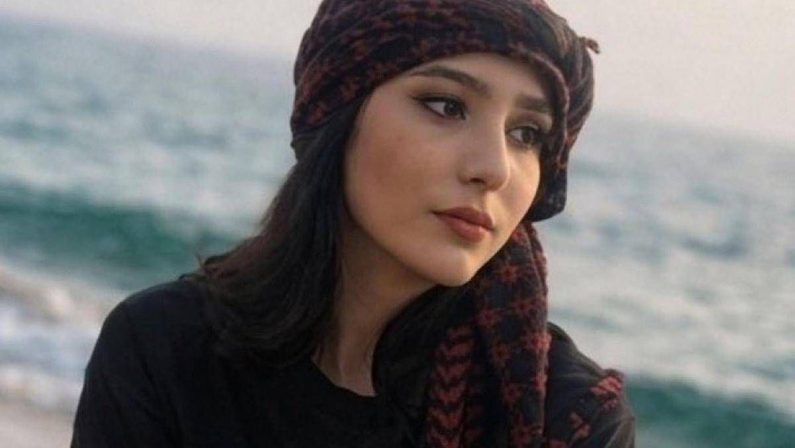 Iran, Najmeh Amini condannata a morte per blasfemia: sotto accusa per un post sui social