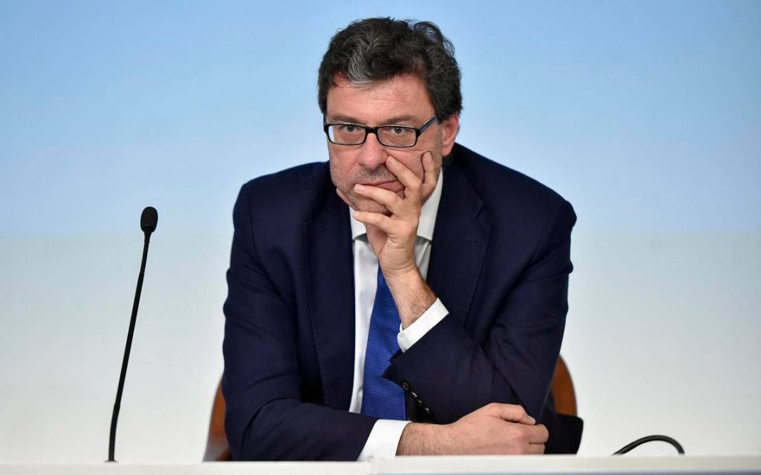 Consiglio dei ministri approva Documento programmatico di finanza pubblica. Giorgetti: “Scostamento 0,3% per difesa e 0,3% energia in 2027 e 2028”