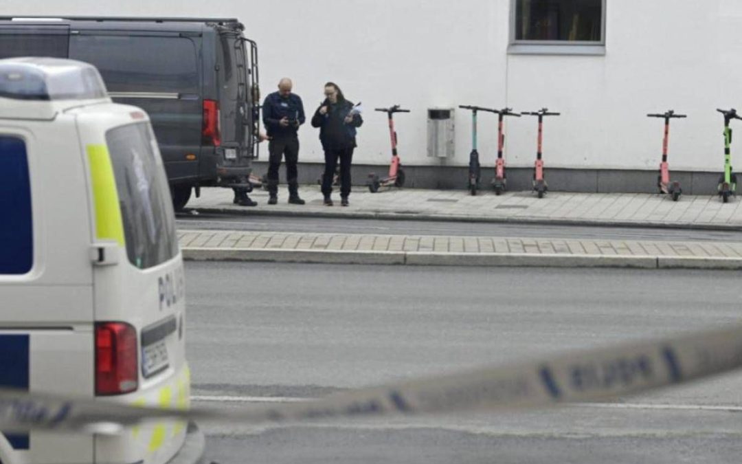 Polonia, nuovo attacco con coltello a scuola: 15enne uccide una donna