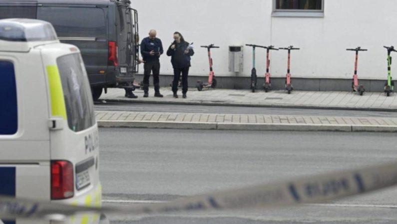 Polonia, nuovo attacco con coltello a scuola: 15enne uccide una donna