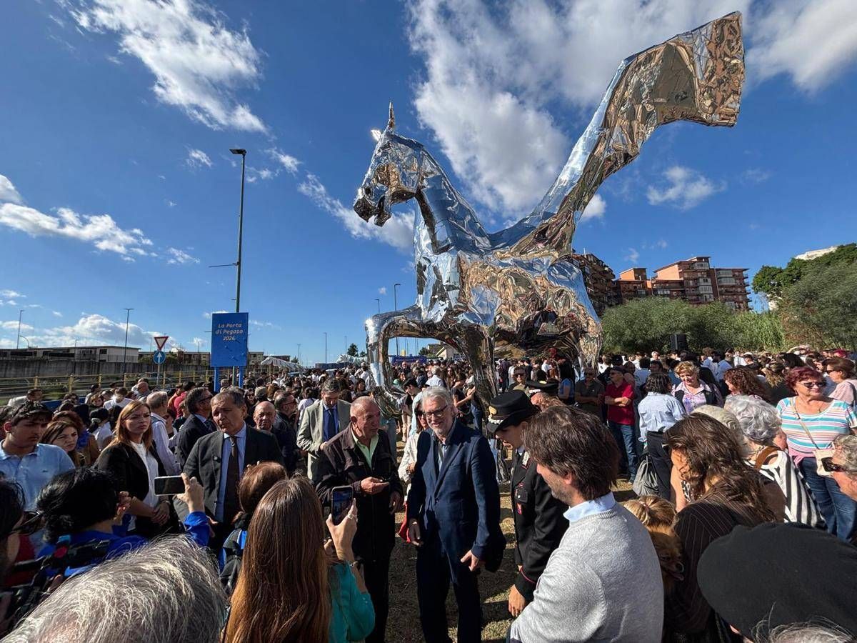 https://www.quotidianodelsud.it/wp-content/uploads/2026/10/porta-pegaso-catania-adn-20261013180125.jpeg