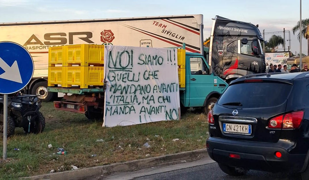 Il presidio a Gioia Tauro