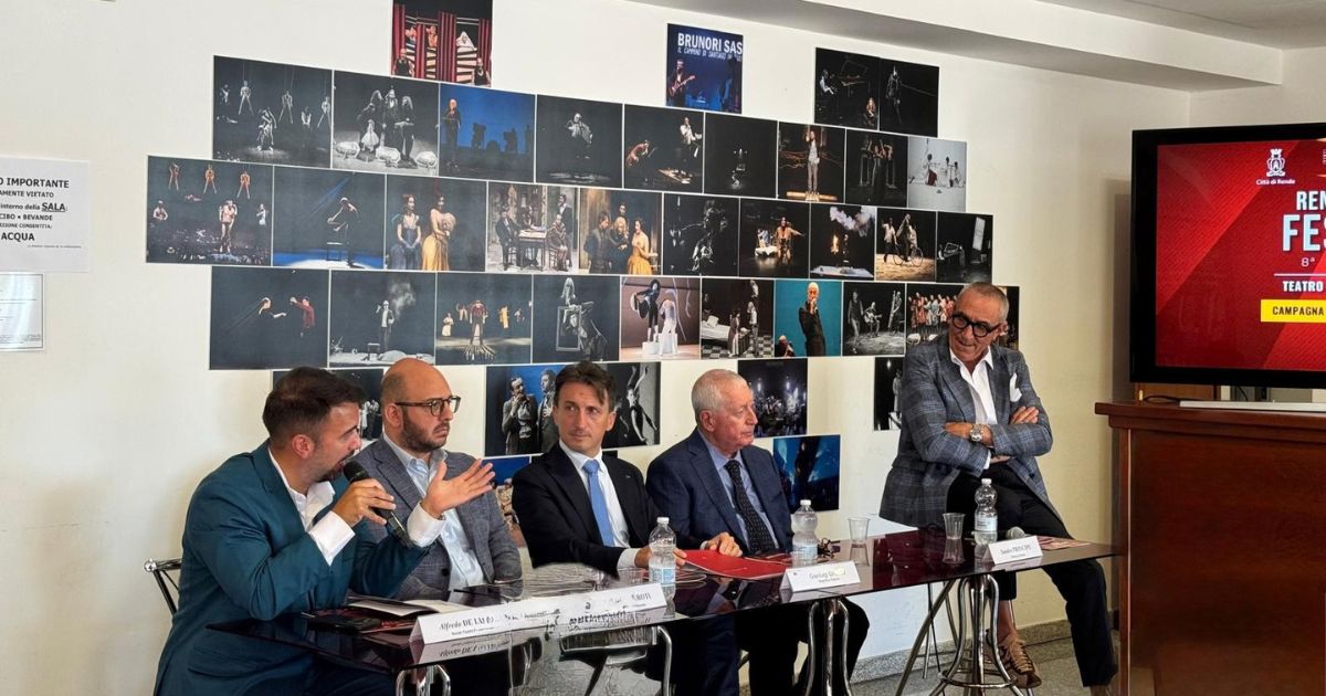https://www.quotidianodelsud.it/wp-content/uploads/2026/10/rende-teatro-festival-2026-27.jpg