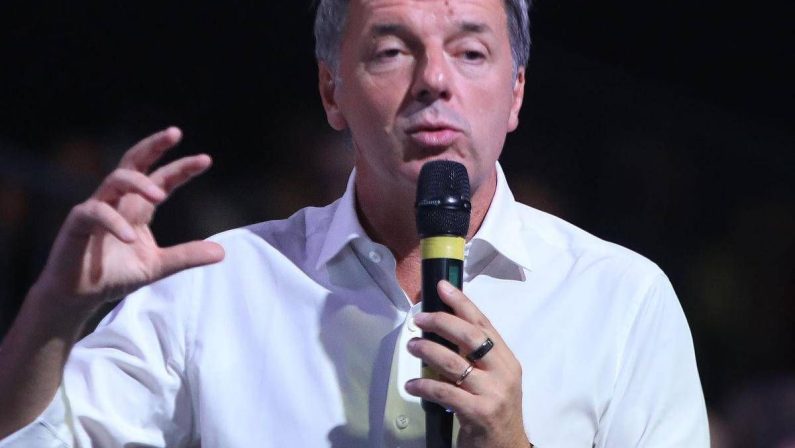 Sondaggio politico, crescono Fratelli d’Italia e Pd. Centrodestra vince con Vannacci