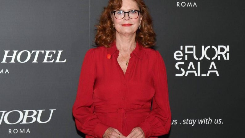 Susan Sarandon: “Esecuzione Hasan in diretta? Amministrazione Usa strafatta e fuori di testa”
