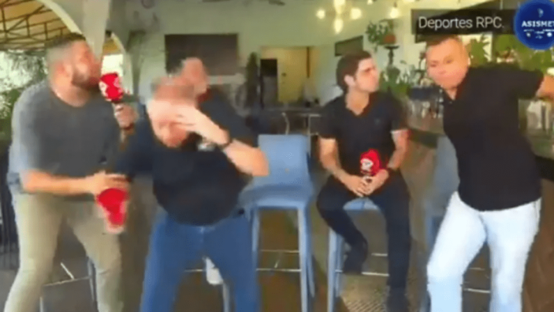 Terremoto Panama, paura e fuga in diretta tv per 5 commentantori sportivi: “Colleghi, attenzione” – IL VIDEO