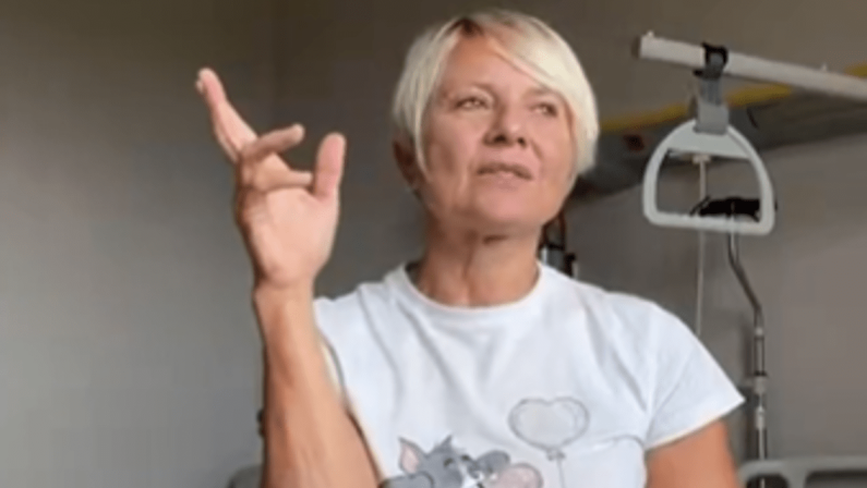 Antonella Elia si opera, il video dal Gemelli: “Non so ancora cosa sia, la prevenzione è importante”