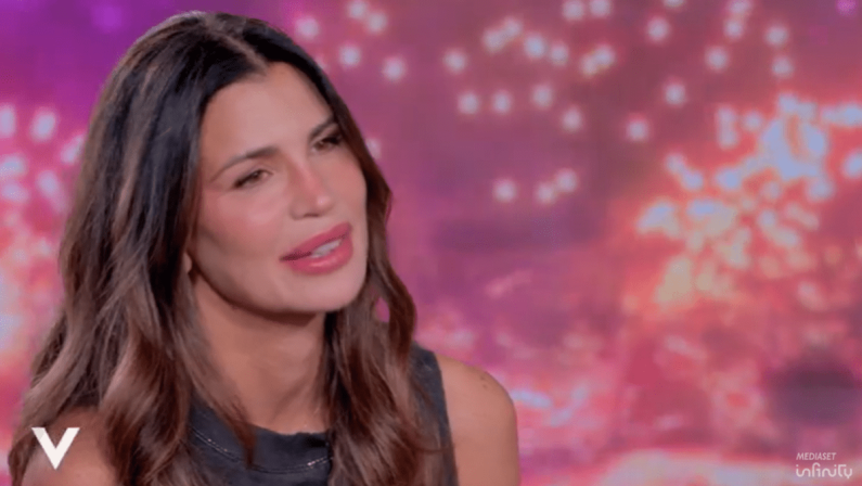 Claudia Galanti, la figlia morta a nove mesi: “Ero in vacanza, per tornare mi legarono in aereo”