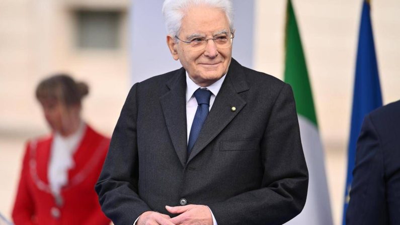 Mattarella richiama le Camere: “Troppe leggi per istituire Giornate per valori ed eventi senza criteri omogenei”