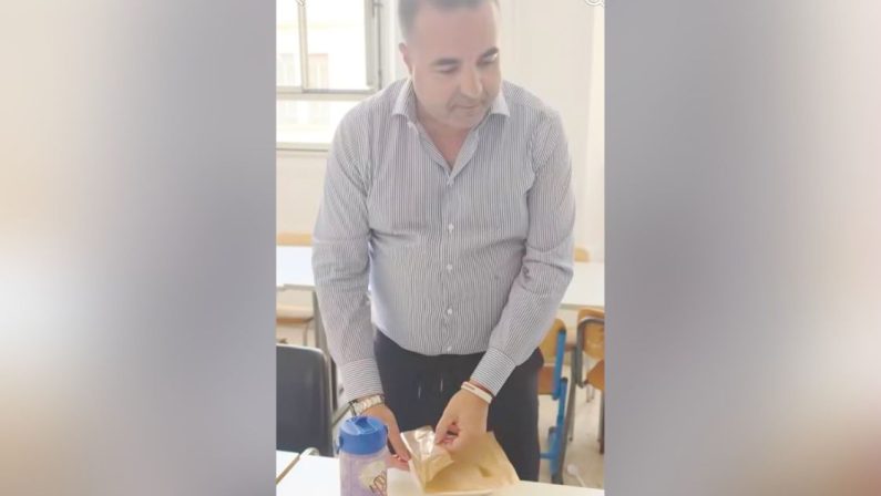 Reggio Calabria, blitz alle mense scolastiche a colpi di assaggio