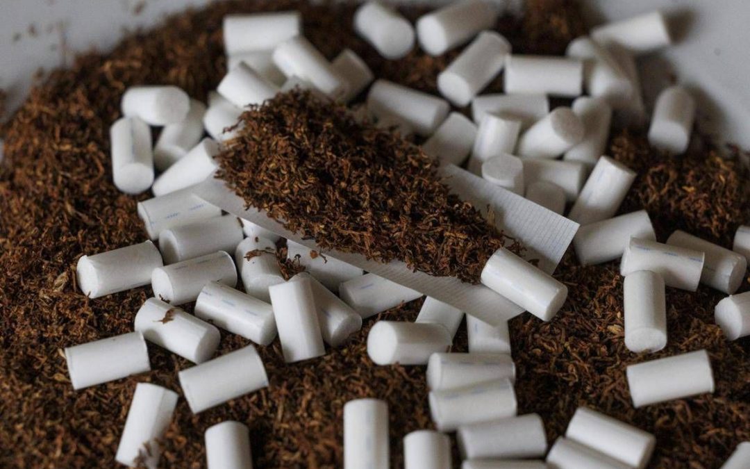 Sigarette, da oggi nuovo aumento dei prezzi di tabacchi trinciati e stick