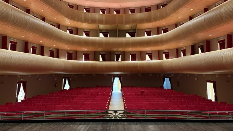 Serena Autieri, Giancarlo Giannini, Edoardo Leo e tanti altri al Teatro di Vibo
