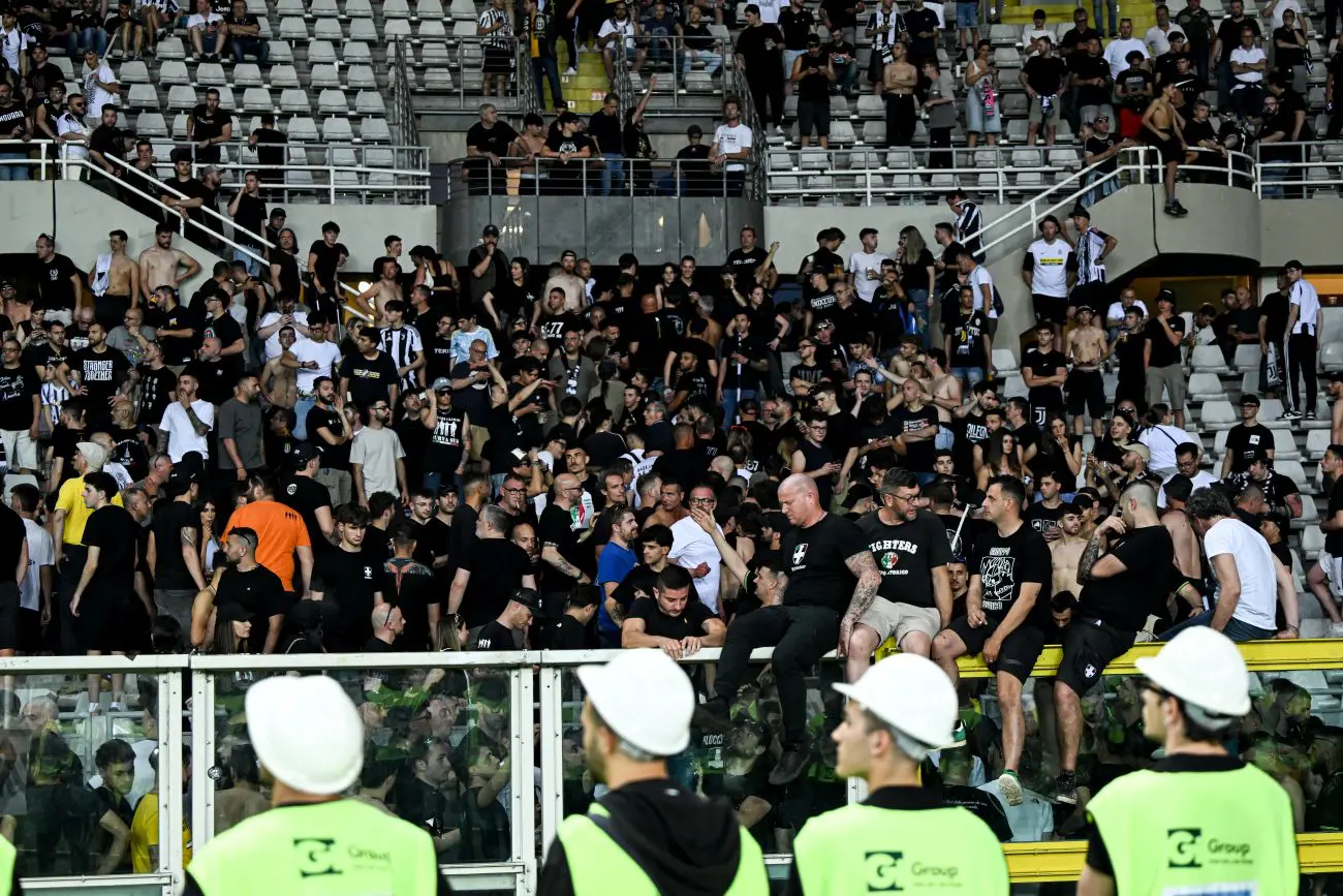 https://www.quotidianodelsud.it/wp-content/uploads/2026/10/tifosi-juve.jpg