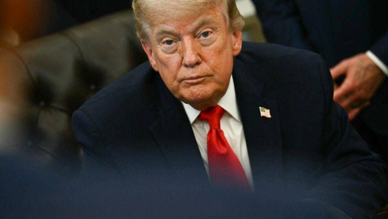 Israele, Trump apre a Eisenkot premier: “Non sento cose negative su di lui”