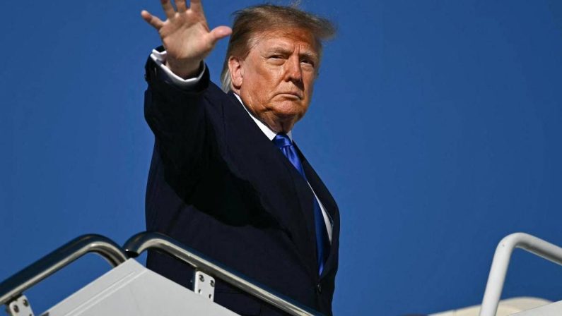 Ucraina, Musk riaccende Starlink: ordine di Trump. Europa cerca un negoziatore per trattare con Putin