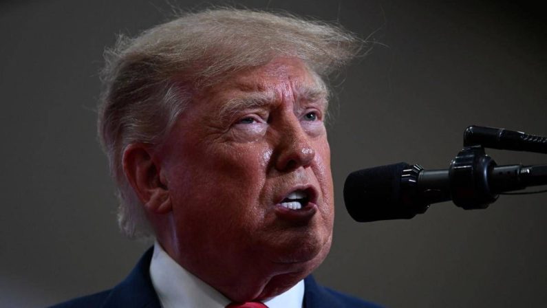 Trump insulta la Norvegia: “Fa schifo, non voglio nessun immigrato”