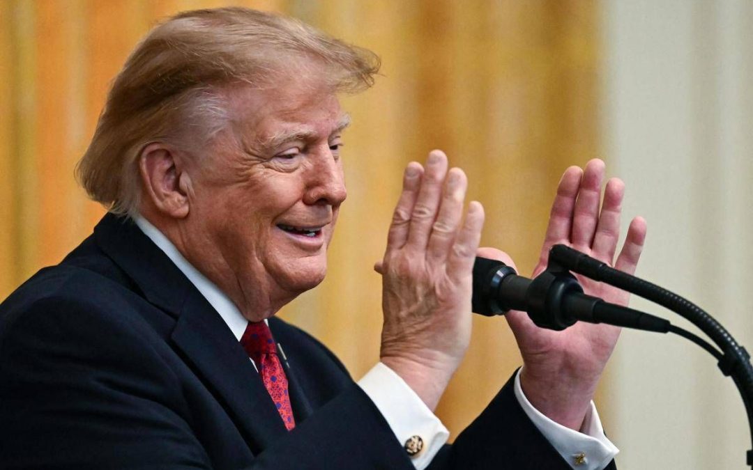 Trump e il mea culpa: “Usa volano e non l’ho spiegato, ho fatto un pessimo lavoro”