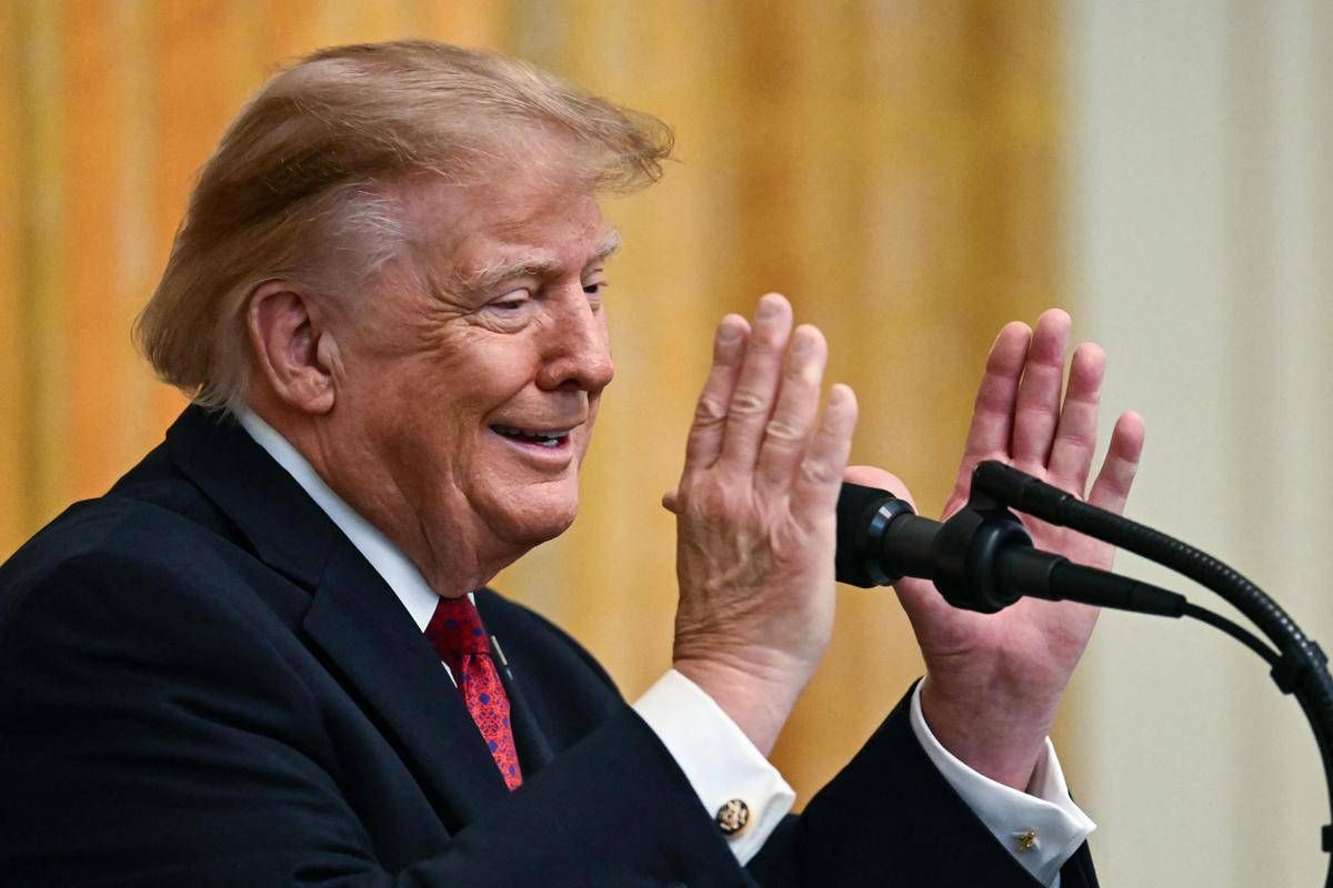 https://www.quotidianodelsud.it/wp-content/uploads/2026/10/trump-mani-afp-3009.jpeg