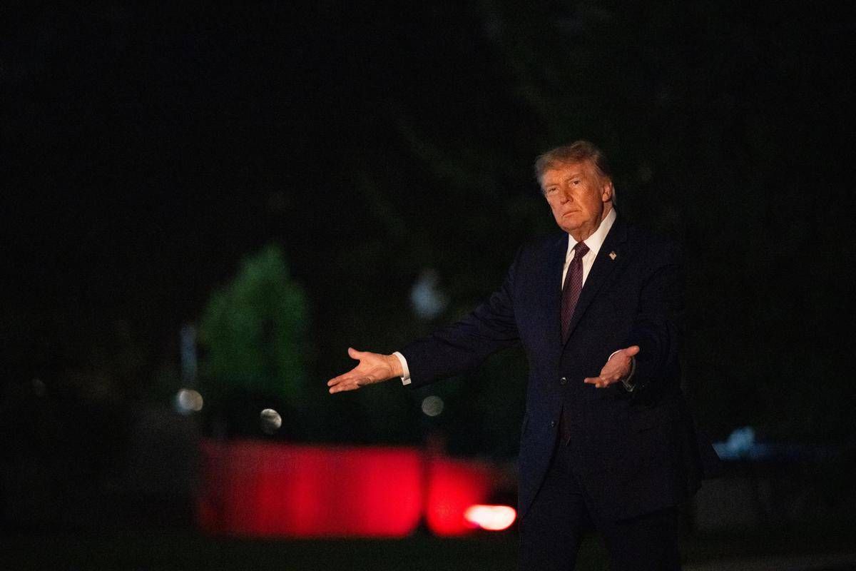 https://www.quotidianodelsud.it/wp-content/uploads/2026/10/trump.jpeg