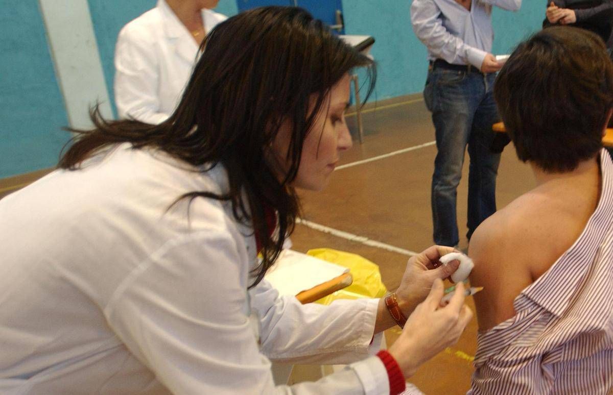 https://www.quotidianodelsud.it/wp-content/uploads/2026/10/vaccinazione-antimeningite-ipa-fg.jpeg