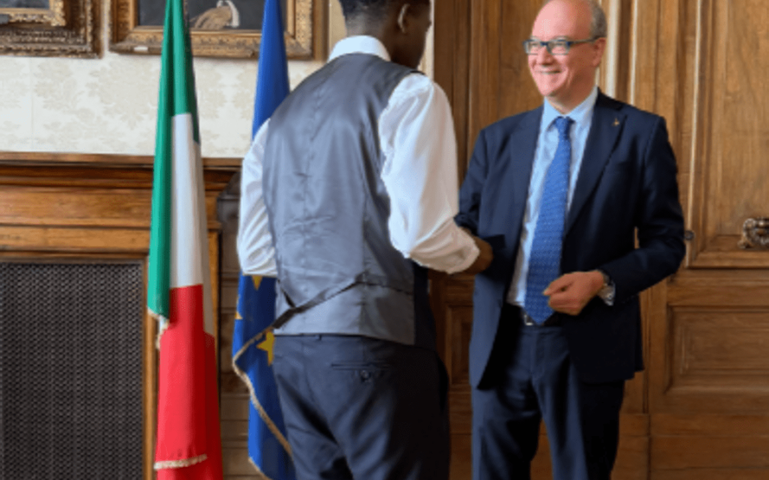 Prof accoltellata a Roma, Valditara premia studente che la salvò: “Esempio di coraggio e solidarietà”
